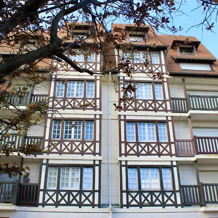 Appartement Castel Saint Clair *